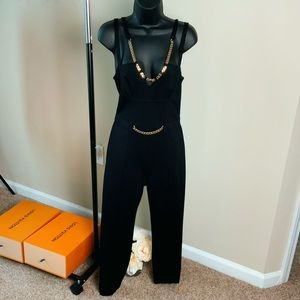 NWT Guess jumper with gold chain accents